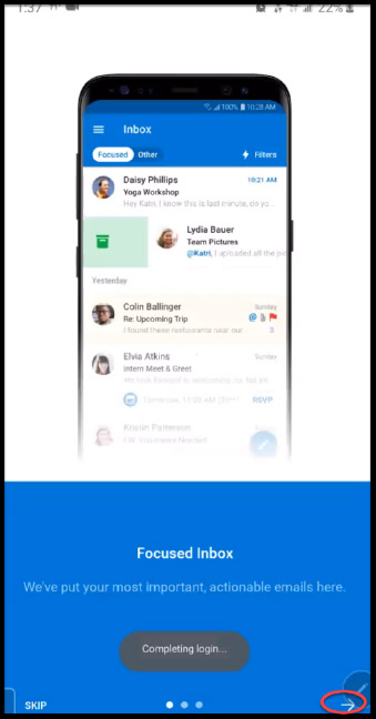 Outlook tutorial pages on the Outlook app 